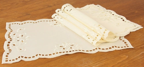 Xia Home Fashions Hampton Poliviscose Placemats Embroidered Cutwork